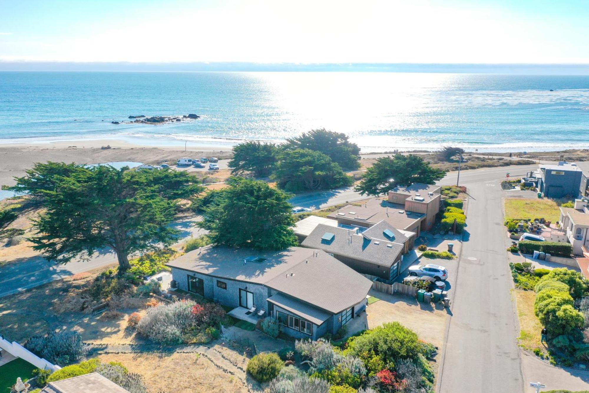 Вилла 5768 Moonstone Bch Dr. Кэмбриа Экстерьер фото